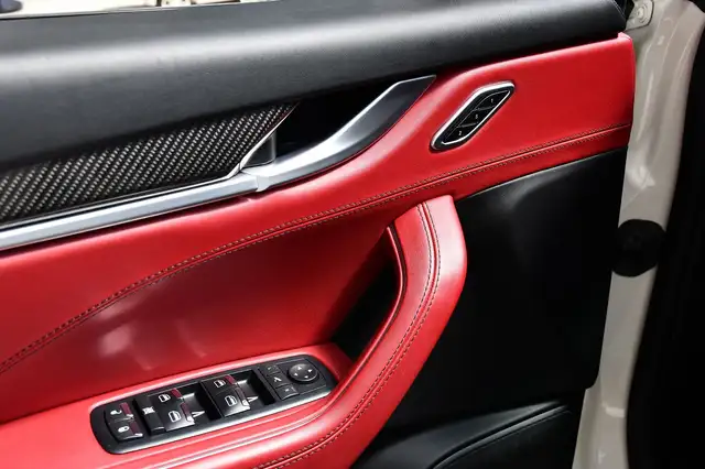 Maserati Levante view 7