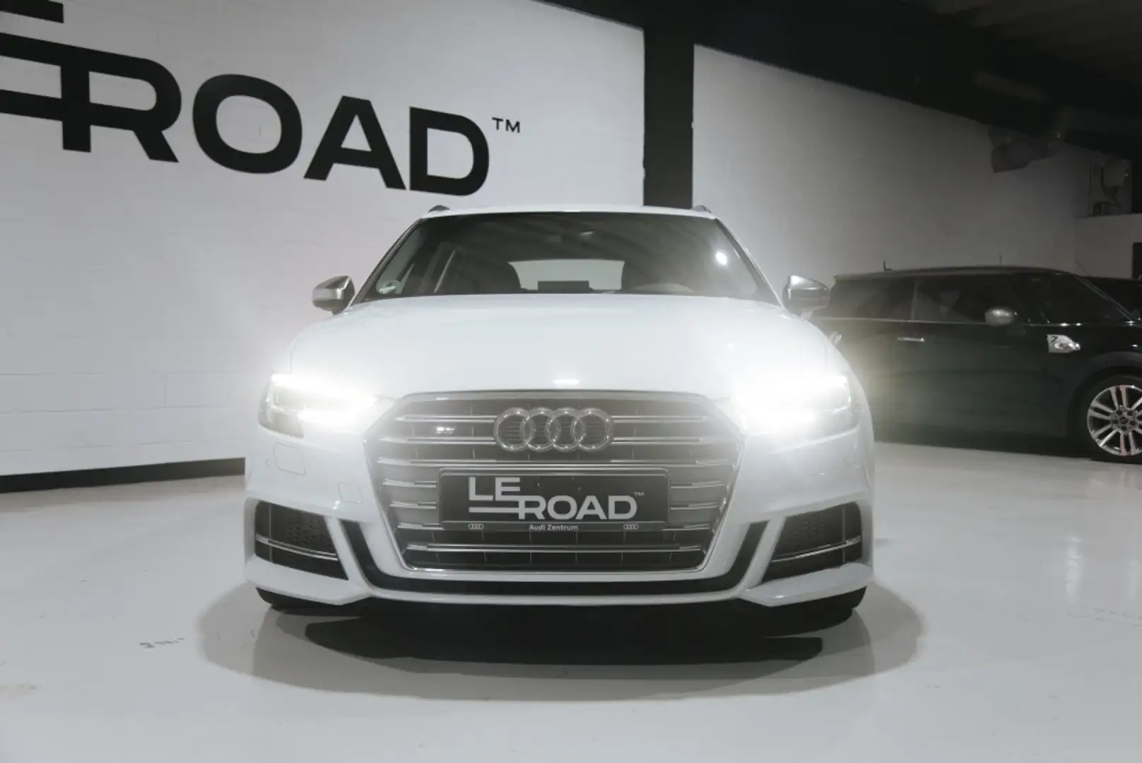Audi A3 S3 Sportback 2.0 TFSI quattro 228kW Wit - 2