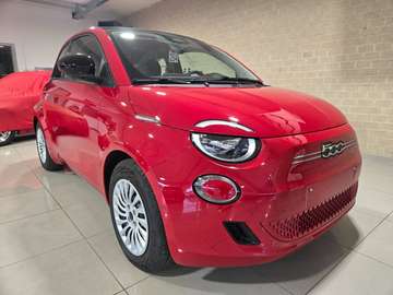 CABRIOLET RED 42 KW XXX 1450 KM XXX