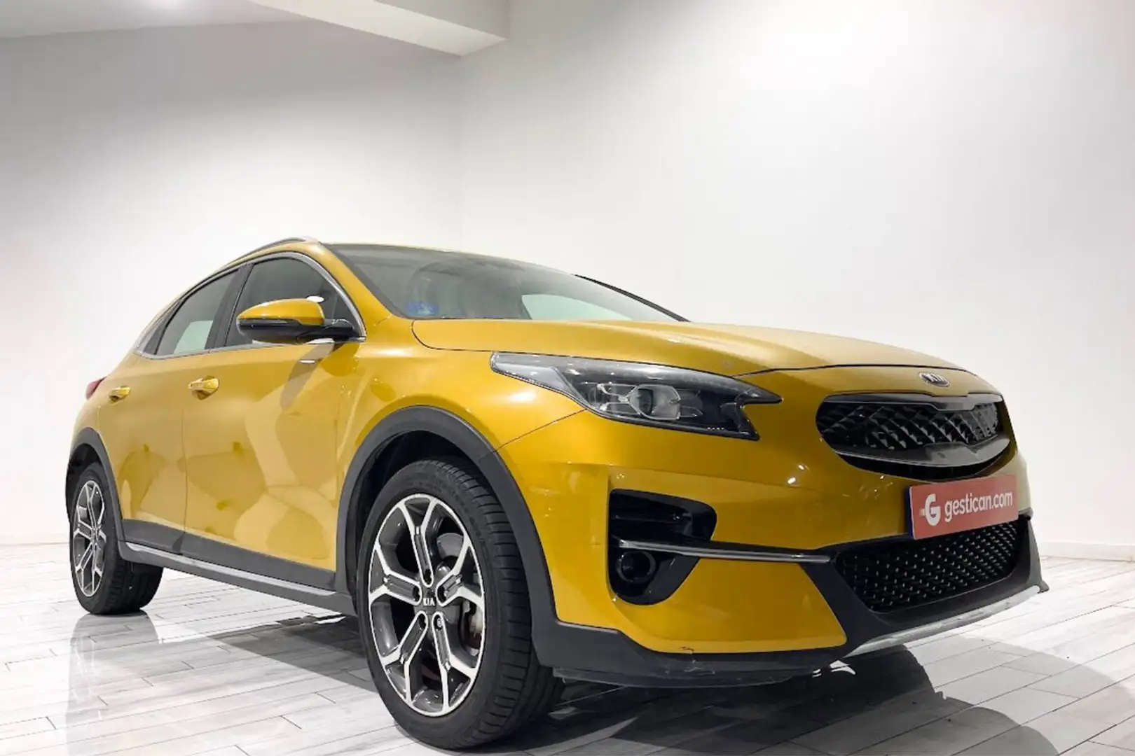 Kia XCeed 1.6 GDi PHEV 104kW (141CV) eDrive Jaune - 2