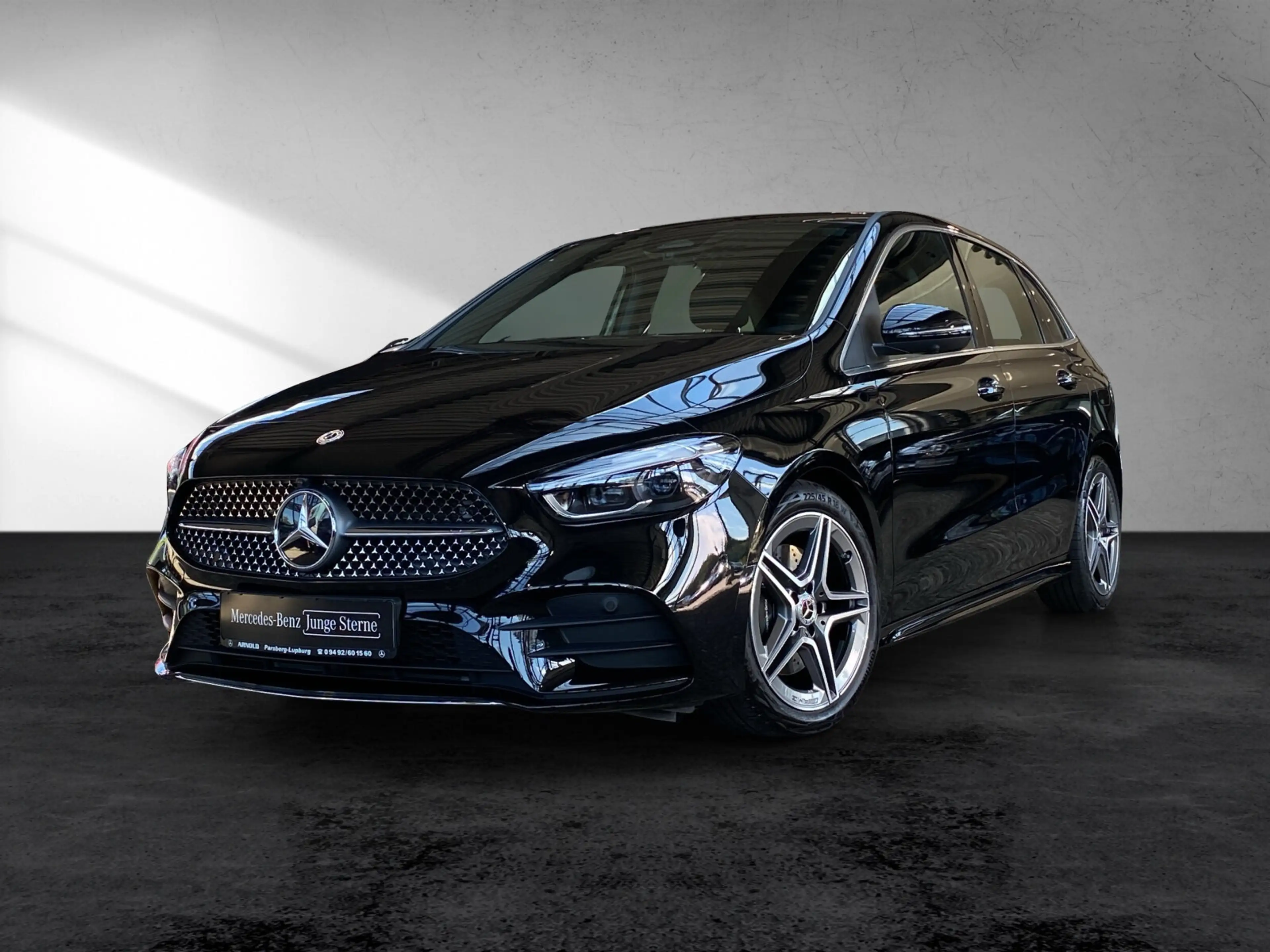 Mercedes-Benz B 220 B 220 4M AMG Line 360° Pano Fahrass-P. el-Klappe — photo 2