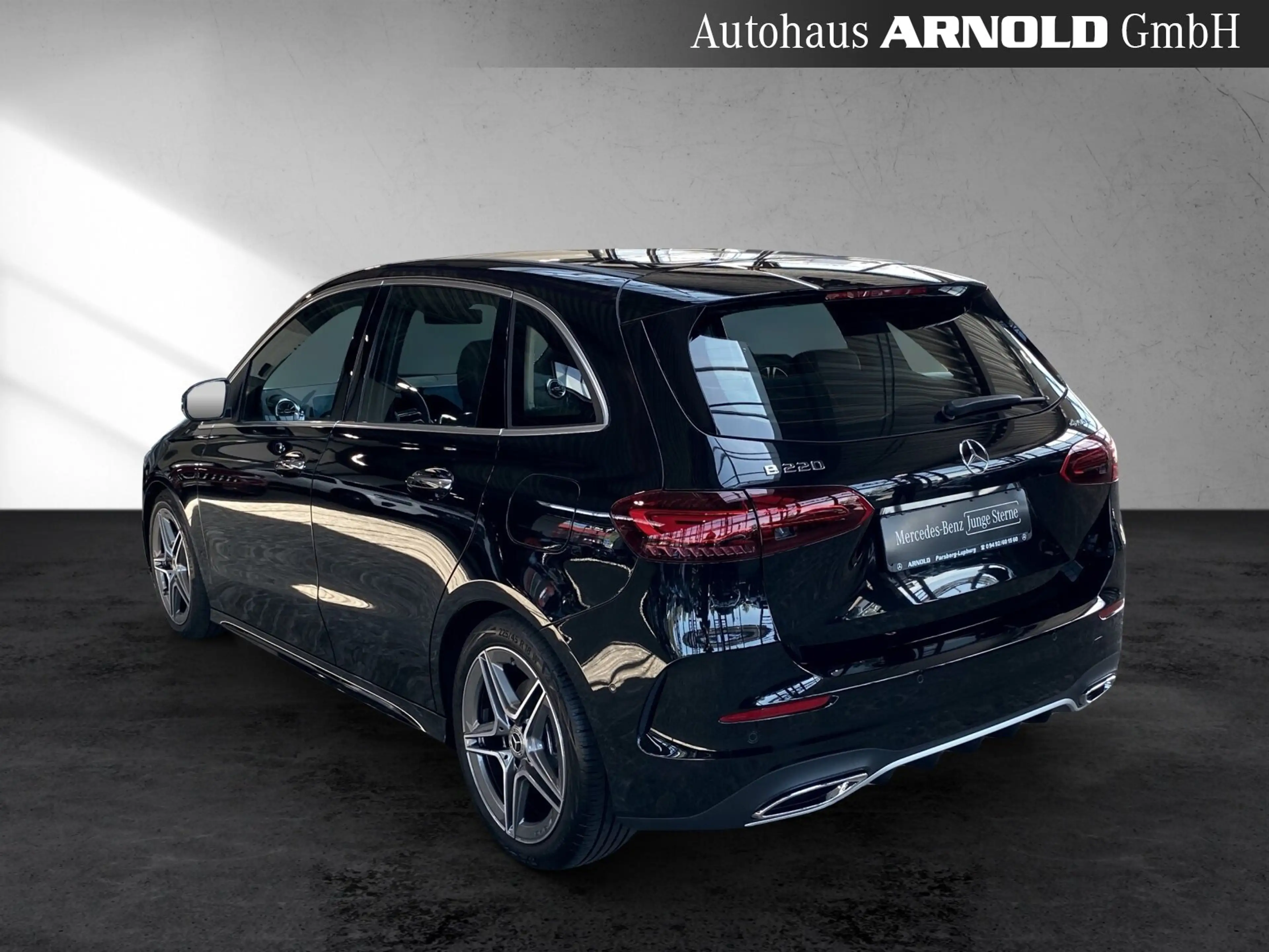 Mercedes-Benz B 220 B 220 4M AMG Line 360° Pano Fahrass-P. el-Klappe — photo 4