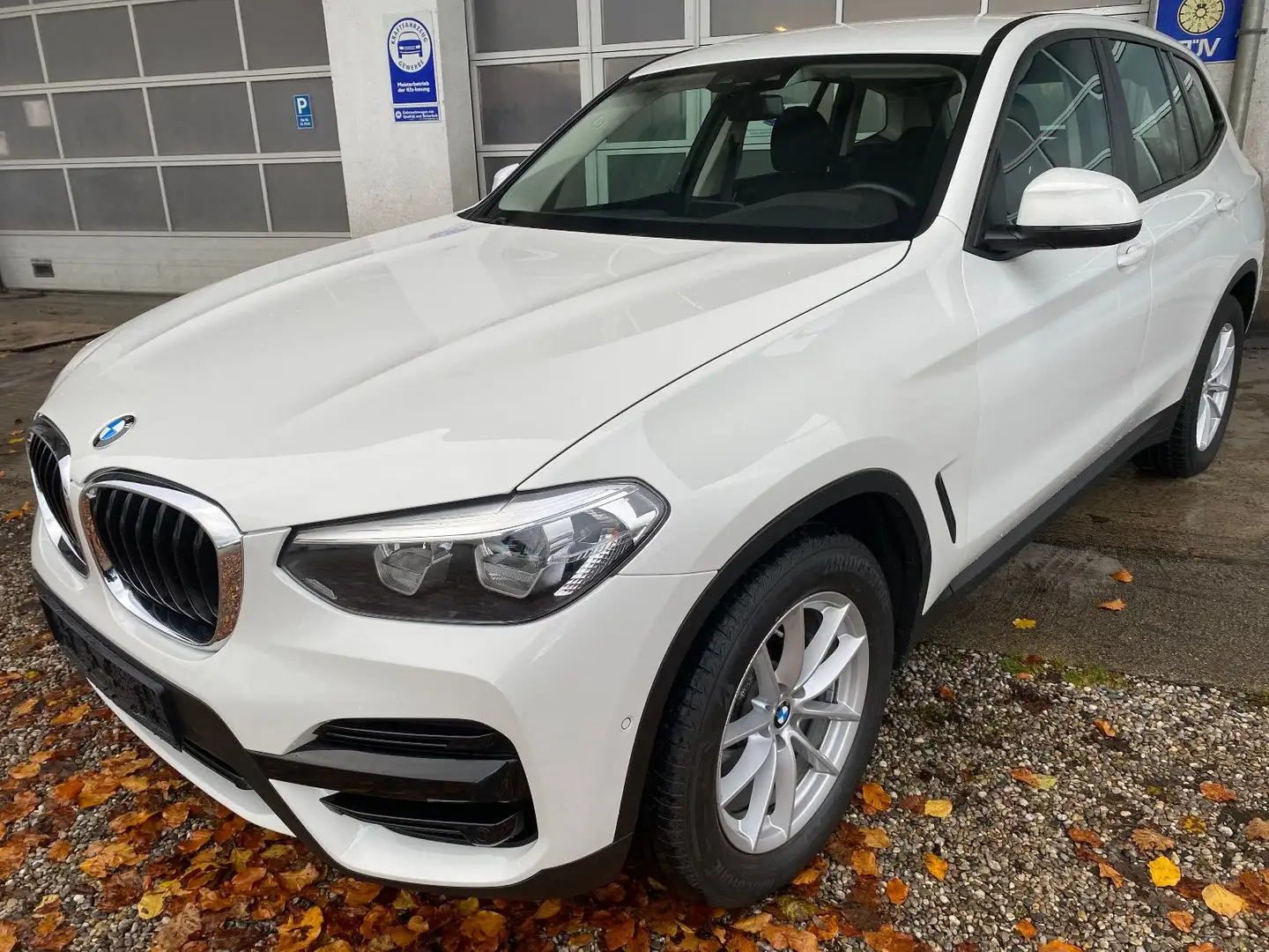 BMW X3 xDrive20dAut/Navi/LED/Lenkradheiz/Driveass.pl Weiß - 1