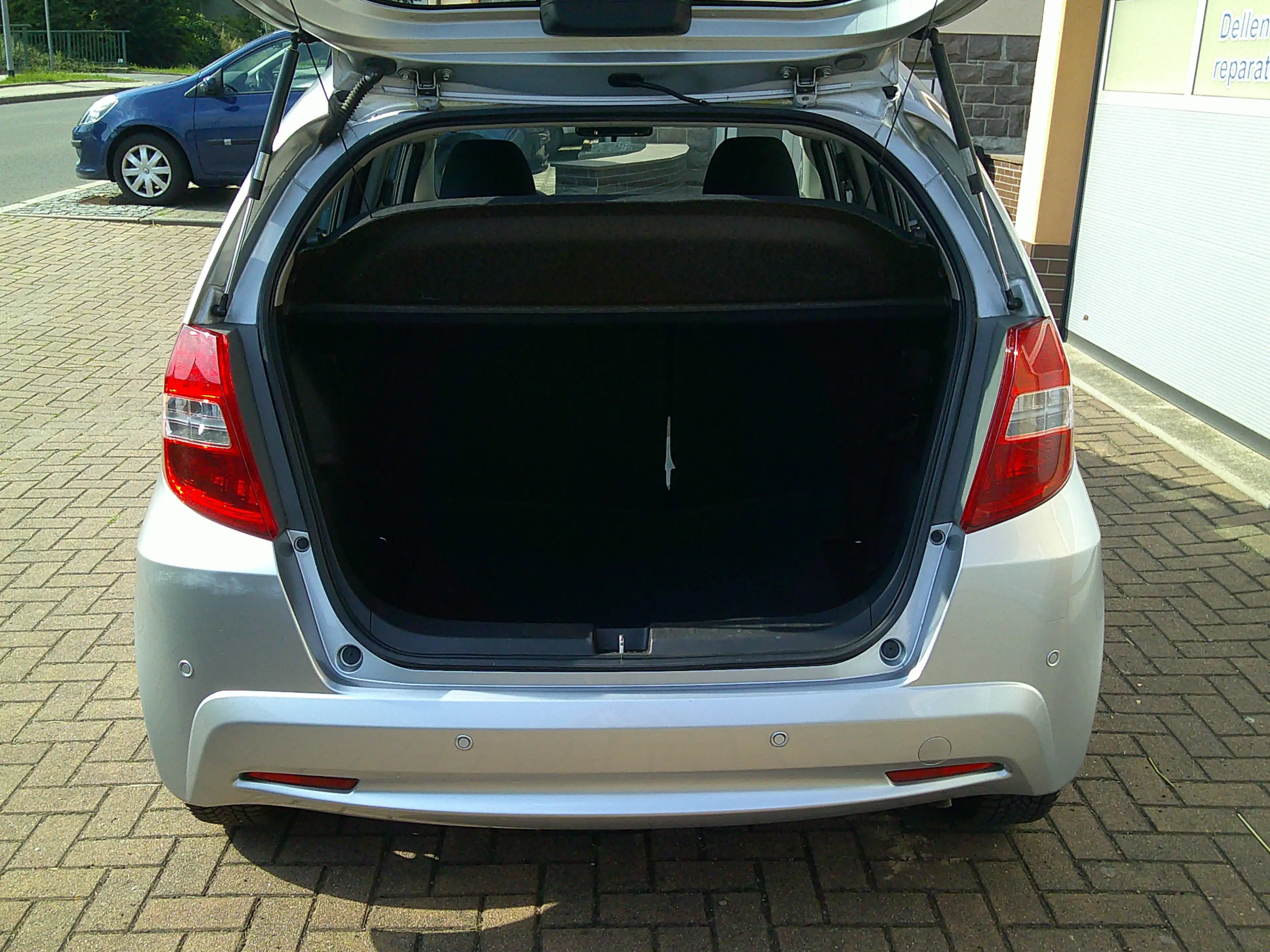 Honda Jazz 1.4 Trend  TÜV Neu  Klimaanlage — photo 8