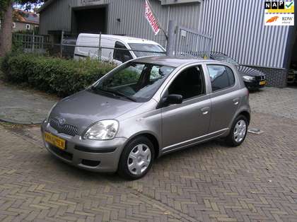 Toyota Yaris 1.3 VVT-i Idols 140 d km nap airco nieuwe apk