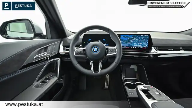 BMW Ix2 view 10