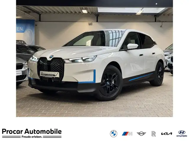 BMW iX xDrive40 LiveProf HuD H/K Komfortzugang Shz