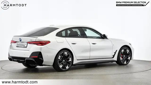 BMW I4 view 7