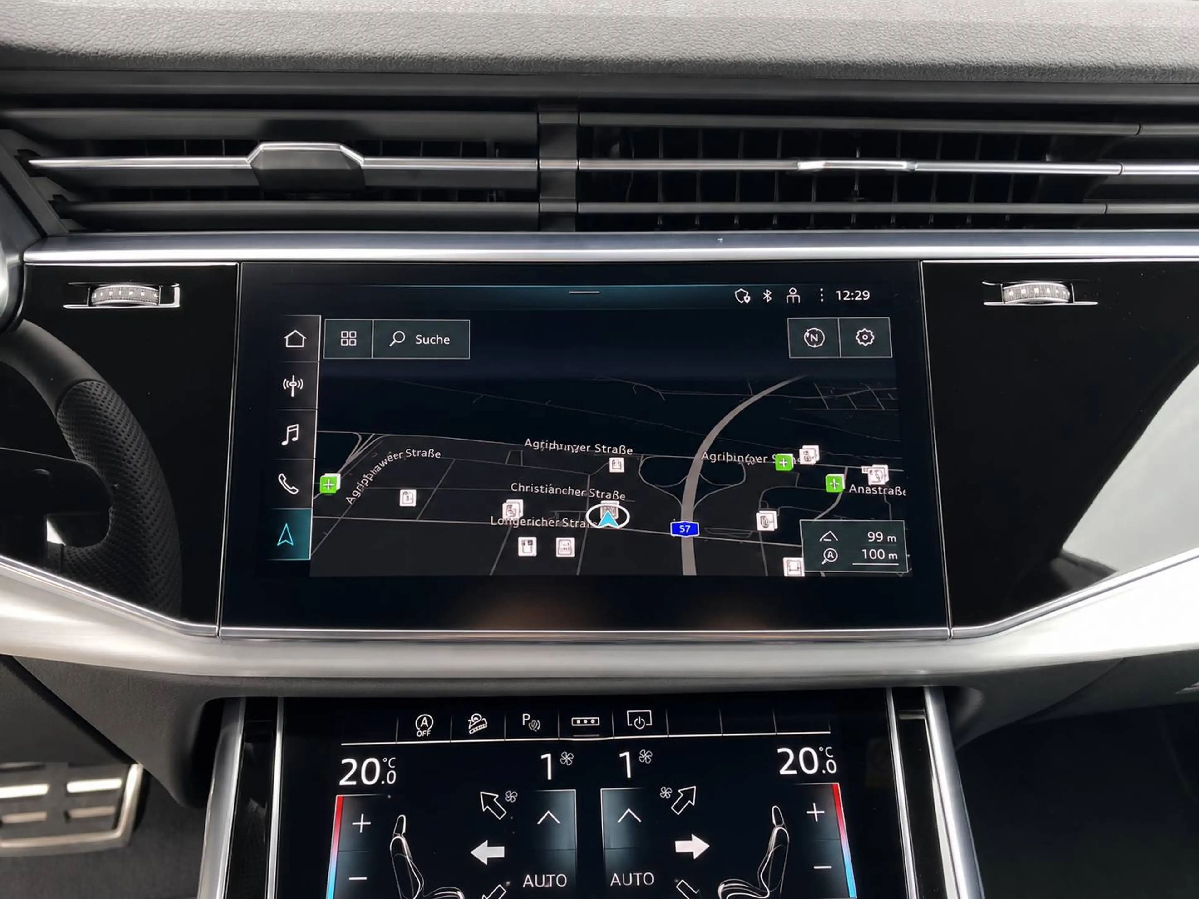 Audi Q8 50 TDI quattro — photo 13