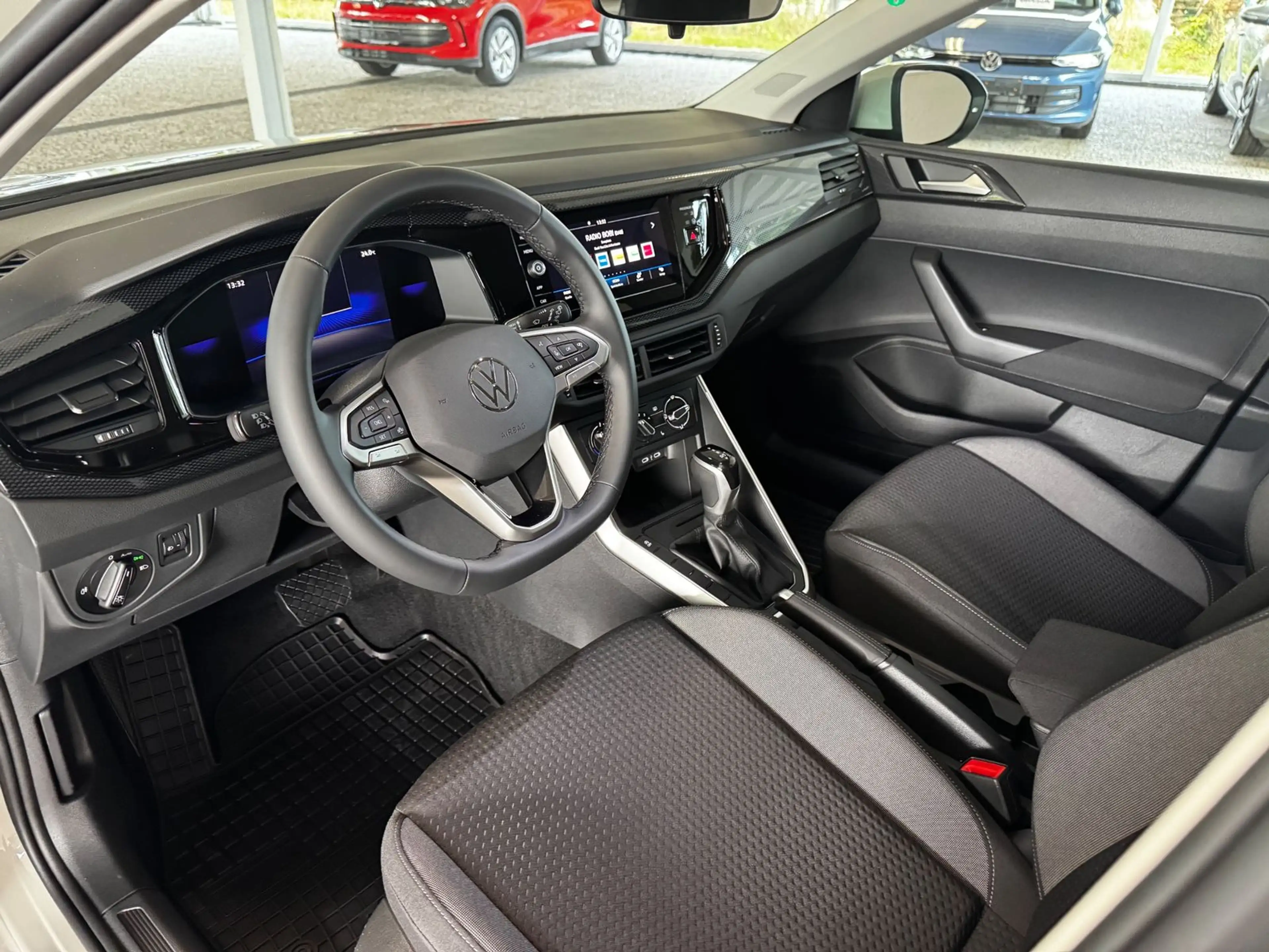 Volkswagen Taigo 1,0 TSI DSG Life *SHZ*Klima*LED*LM-Felgen* — photo 11