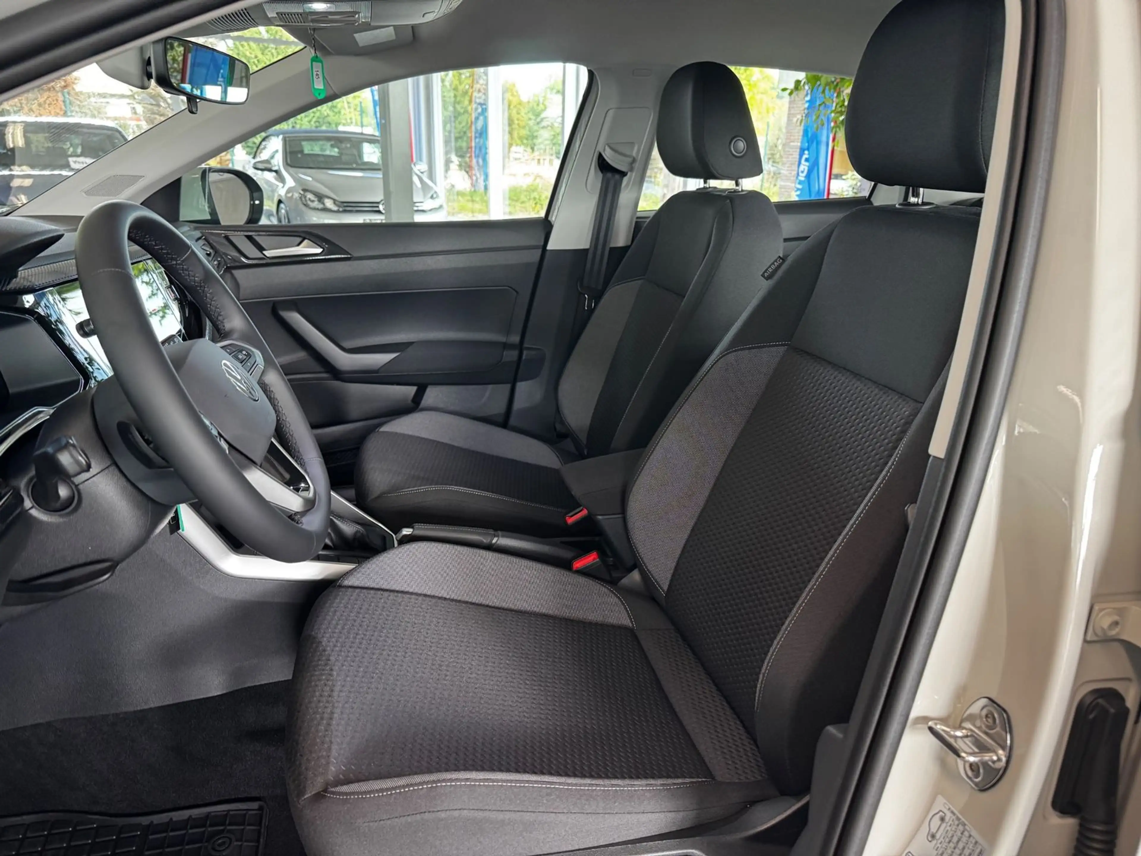 Volkswagen Taigo 1,0 TSI DSG Life *SHZ*Klima*LED*LM-Felgen* — photo 10