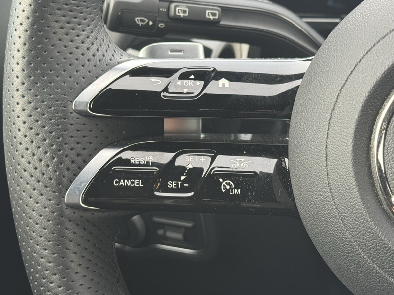 Mercedes-Benz GLA 200 GLA 200 d 4M AMG Line/Special Edition/Navi/Autom. — photo 14