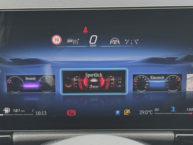 Mercedes-Benz GLA 200 GLA 200 d 4M AMG Line/Special Edition/Navi/Autom. — photo 12