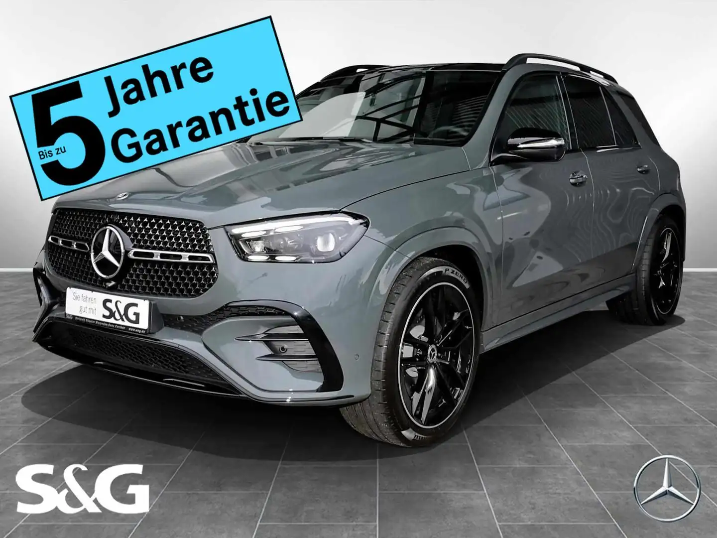 Mercedes-Benz GLE 300 d 4M AMG MBUX+360°+M-LED+AHK+Pano+Distro Šedá - 1
