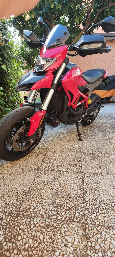 Ducati Hypermotard 939 base Rood - 1