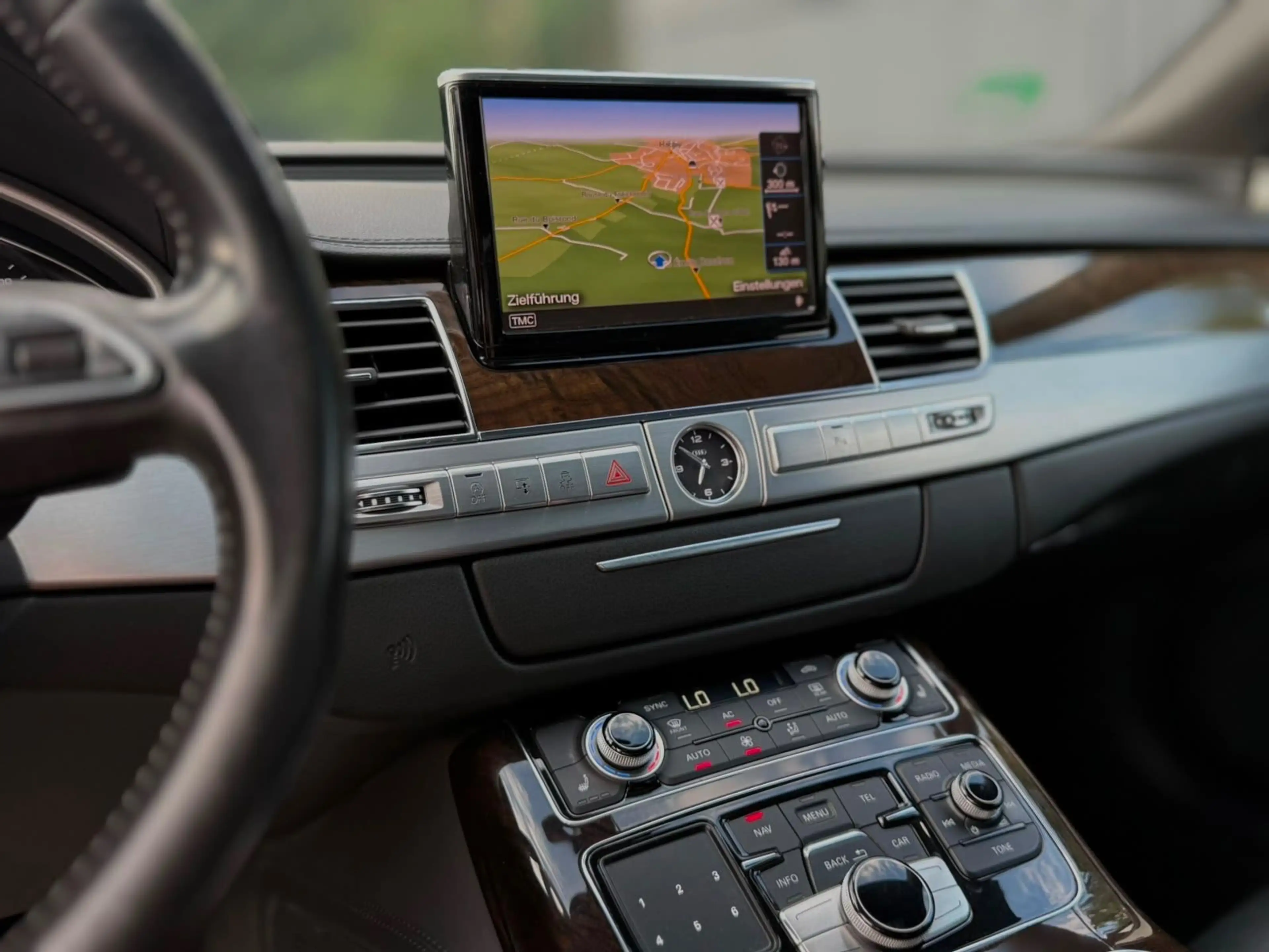 Audi A8 3.0 TDI quattro Matrix*Leder*Schiebedach — photo 11