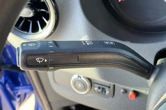 Mercedes-Benz Sprinter view 19