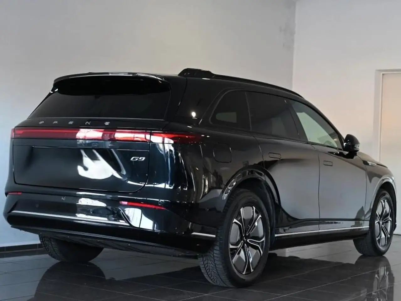 Xpeng G9 2025