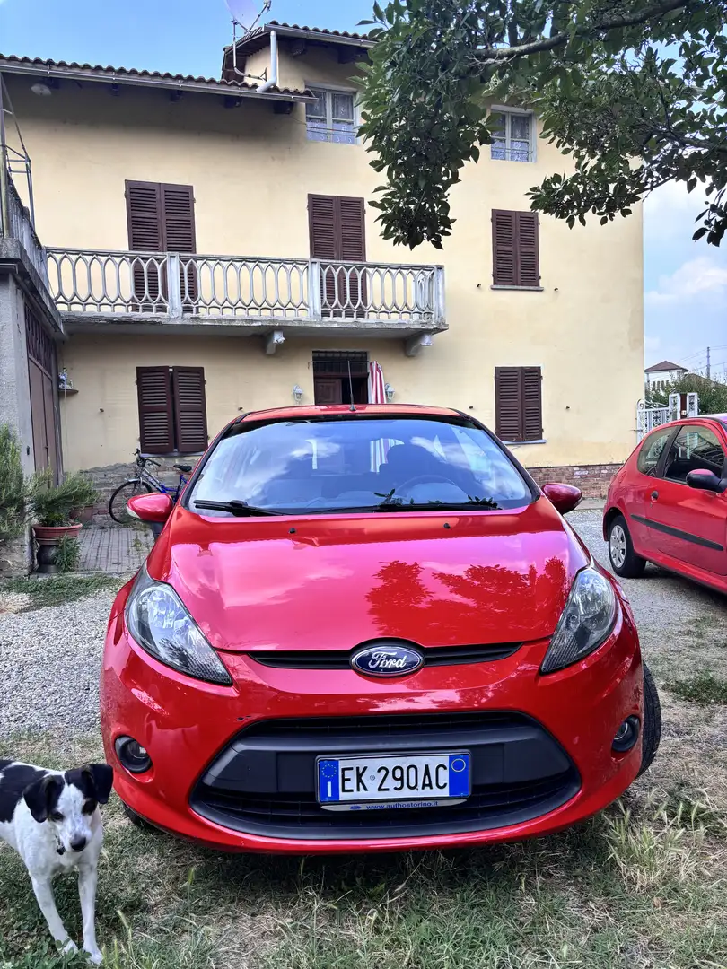 Ford Fiesta 3p 1.4 16v Gpl Titanium Business Rosso - 1