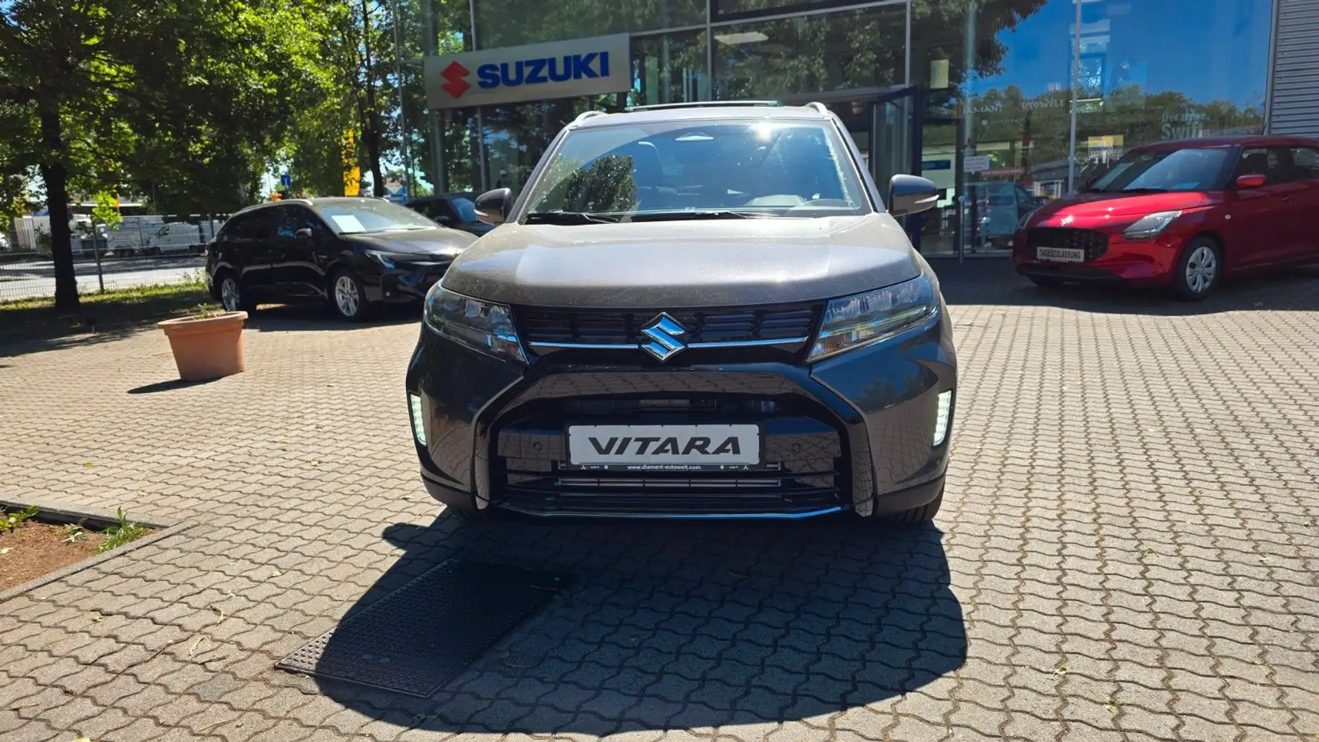 Suzuki Vitara 1.4 BOOSTERJET Hybrid Comfort+ Allgrip Gris - 2