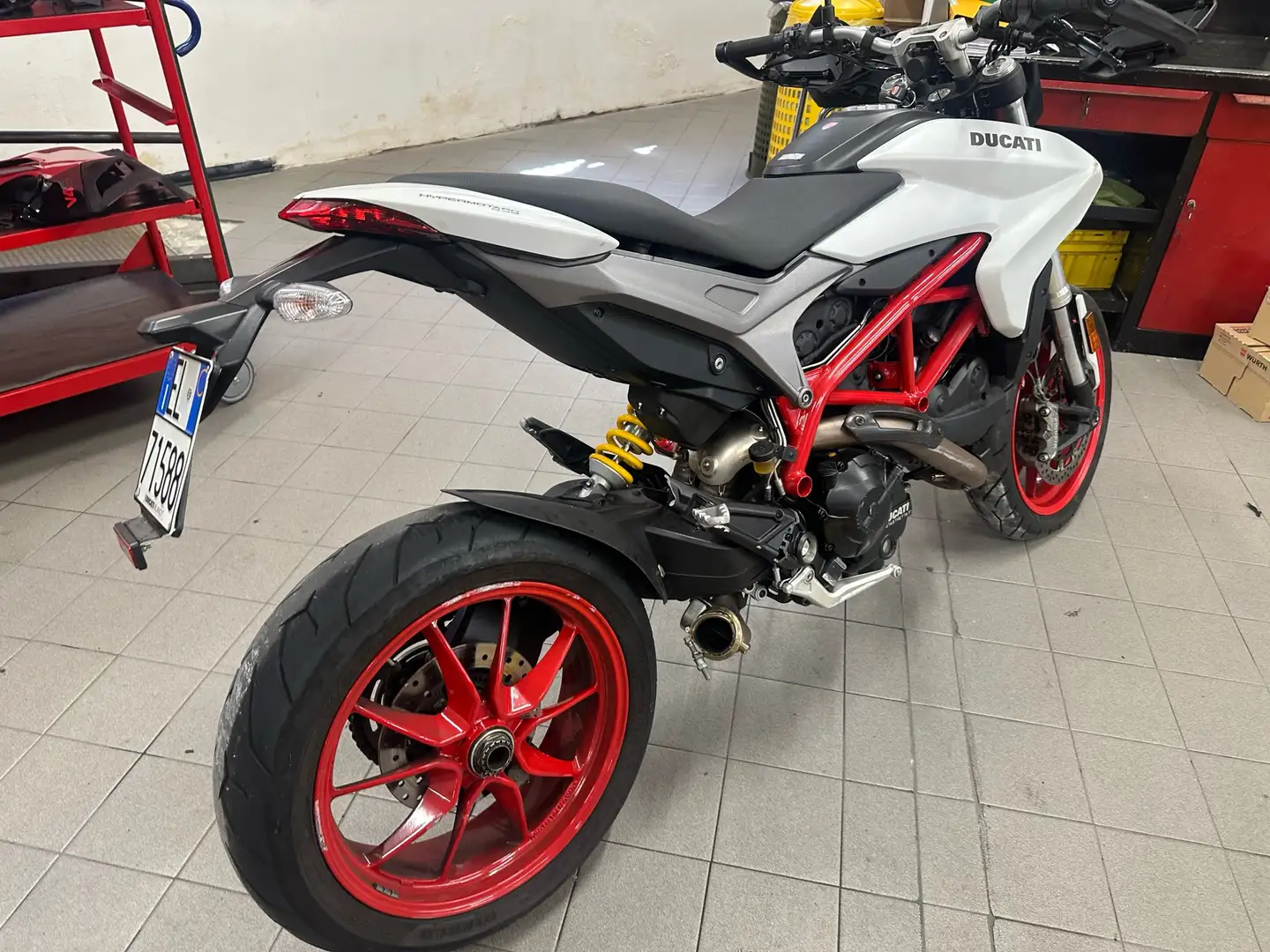 Ducati Hypermotard 939 - 2