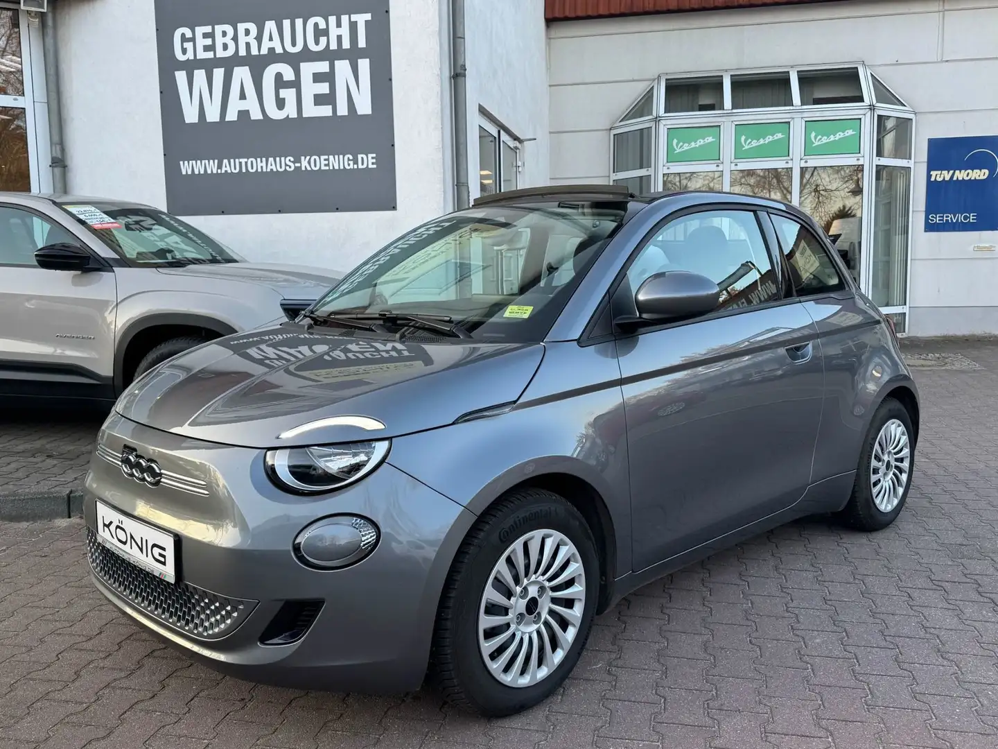Fiat 500e Cabrio 118PS 42kWh KLIMA*TEMPOMAT*CARPLAY Grau - 1