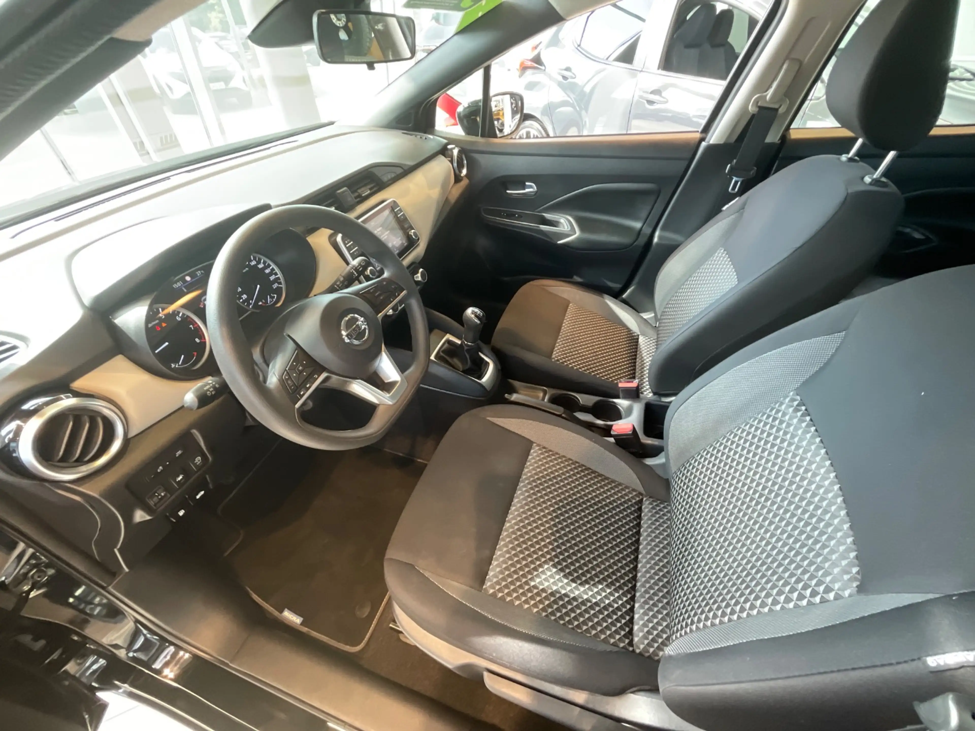 Nissan Micra 1.0 IG-T ) N-Way SHZ+Winterp.+KlimaA+PDC — photo 13
