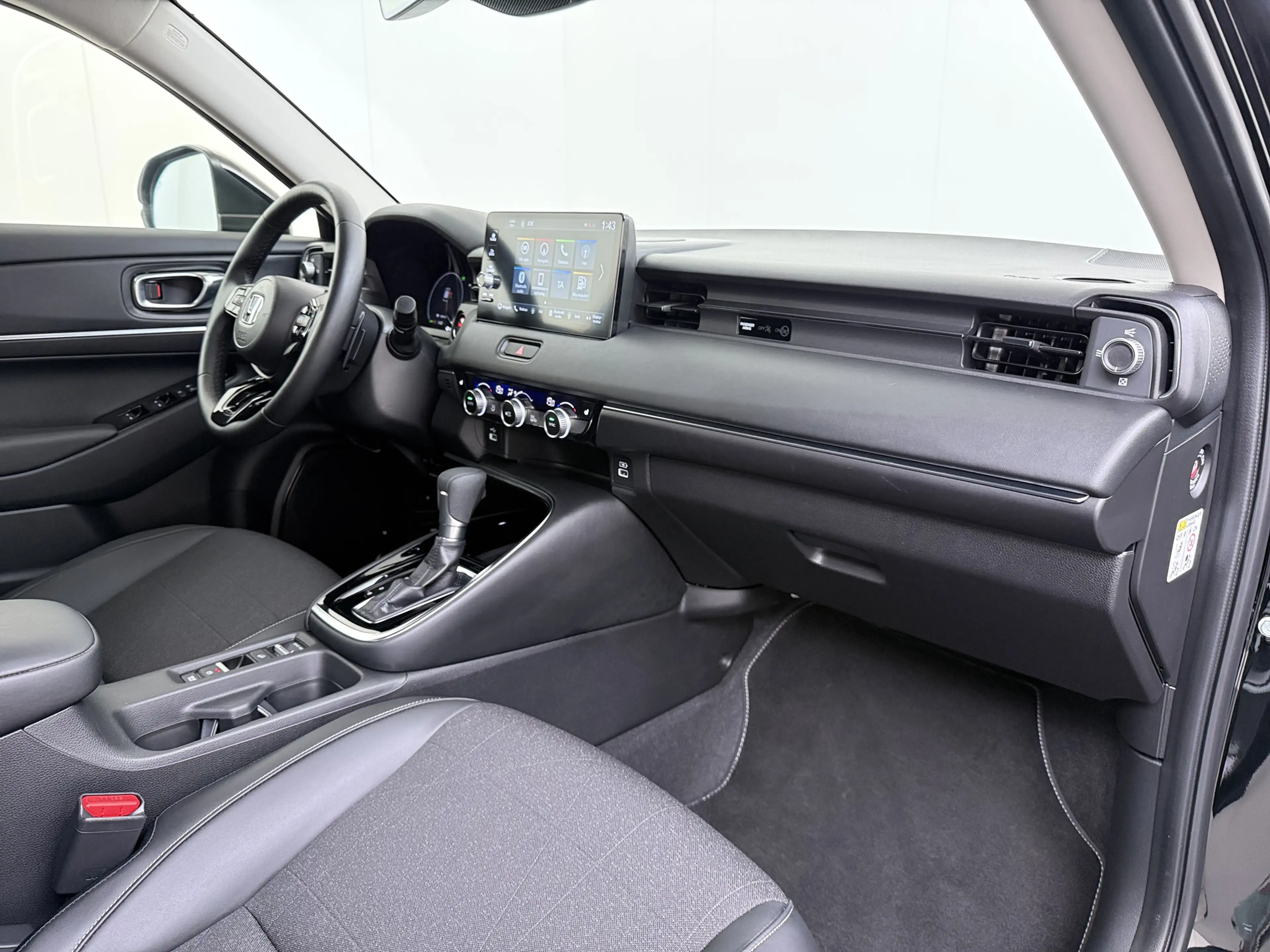 Honda HR-V 1.5 i-MMD 131pk CVT Advance — photo 39