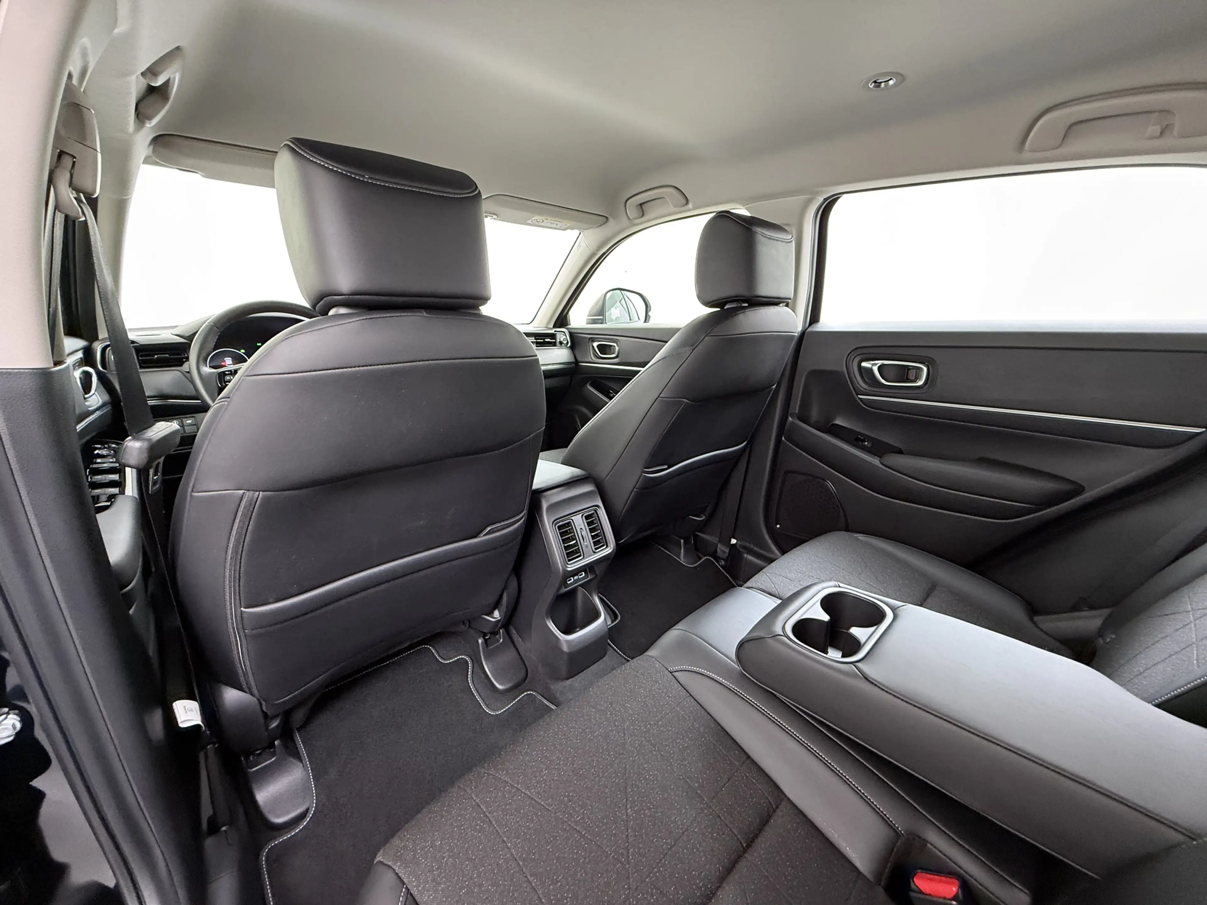 Honda HR-V 1.5 i-MMD 131pk CVT Advance — photo 20