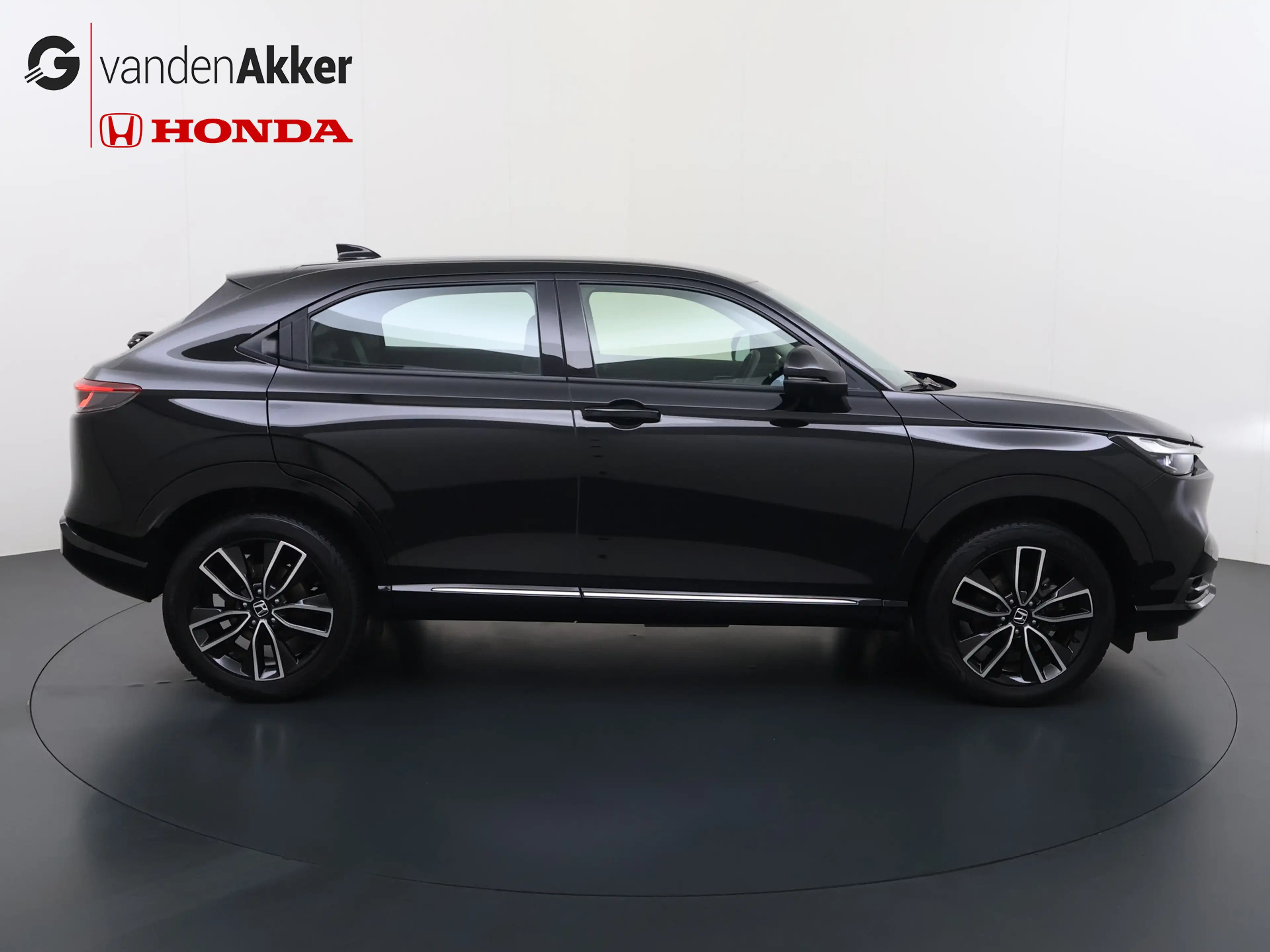 Honda HR-V 1.5 i-MMD 131pk CVT Advance — photo 6