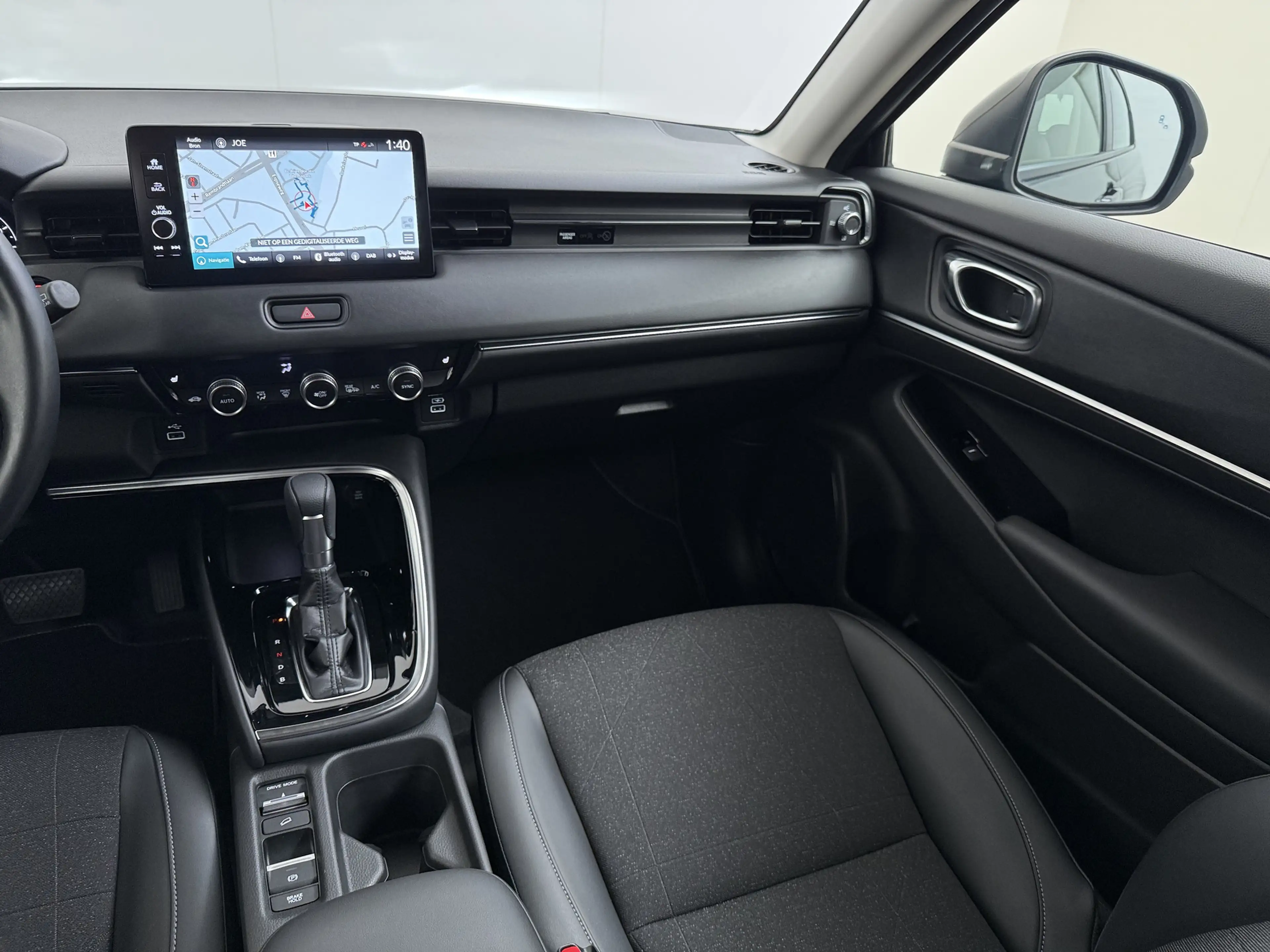 Honda HR-V 1.5 i-MMD 131pk CVT Advance — photo 25
