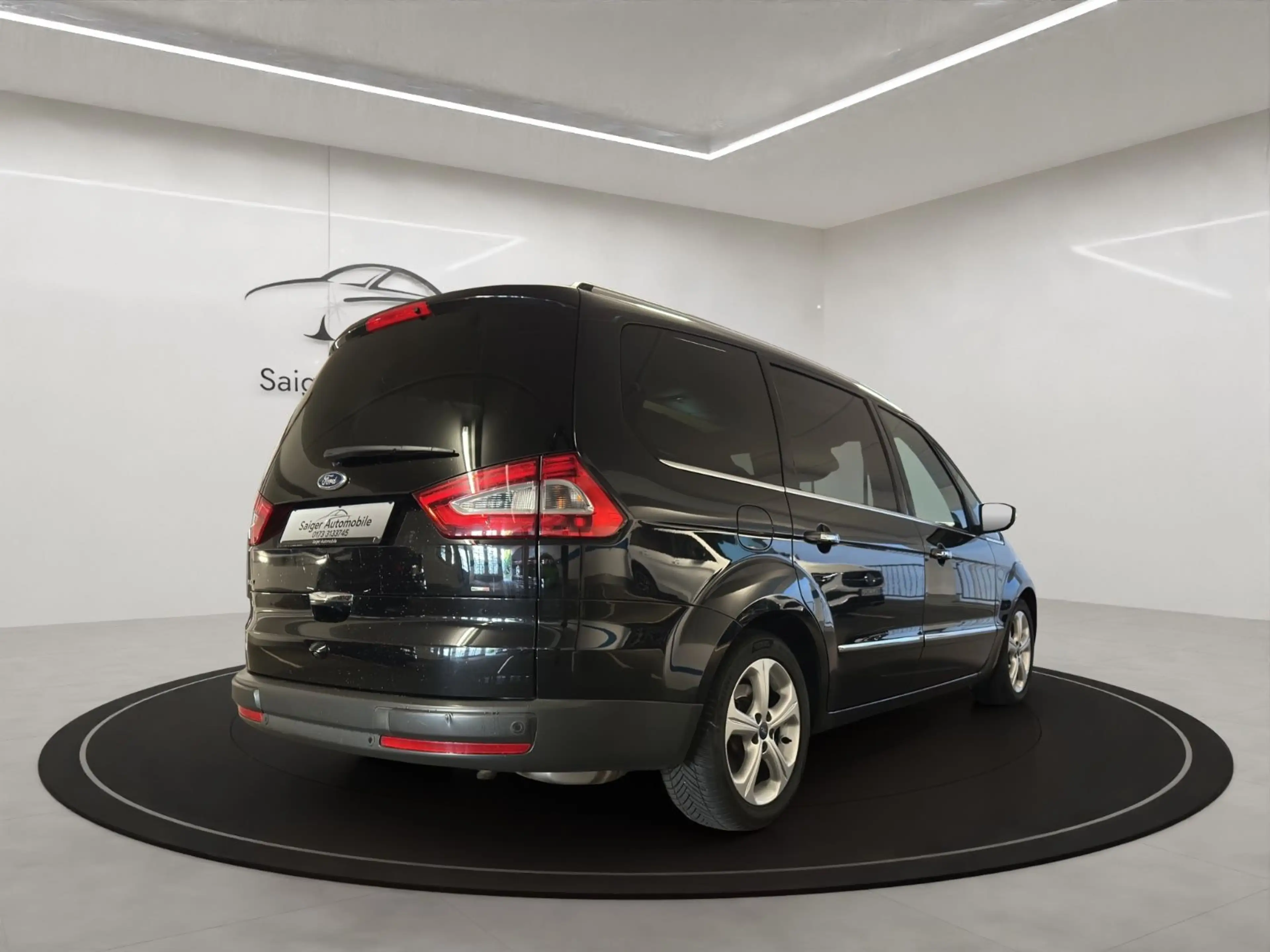Ford Galaxy Titanium — photo 5