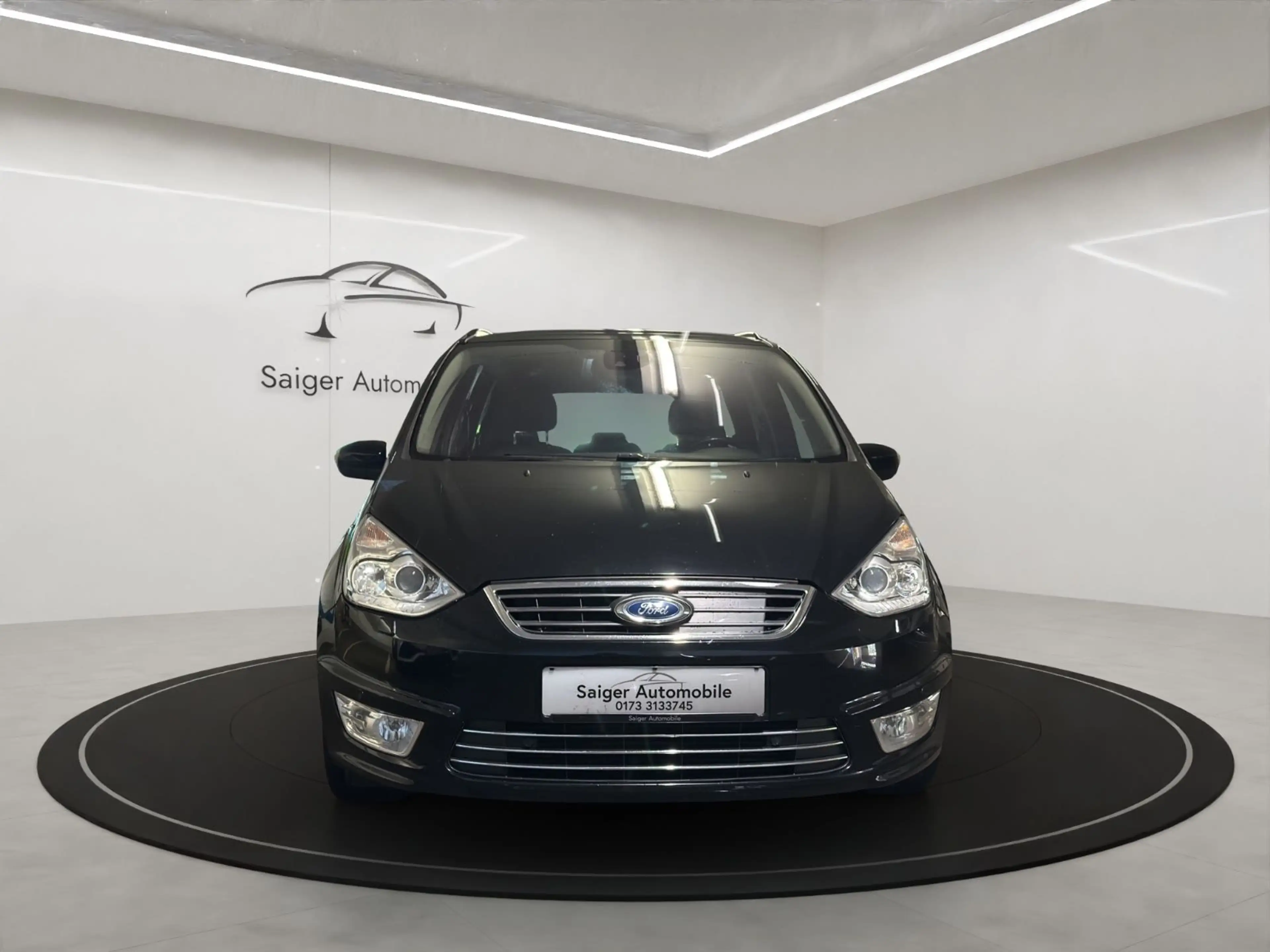 Ford Galaxy Titanium — photo 7