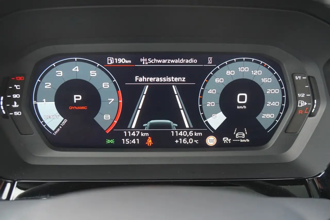 Audi A3 Sportback TFSI S line *Matrix*Sonos*Pano* 7