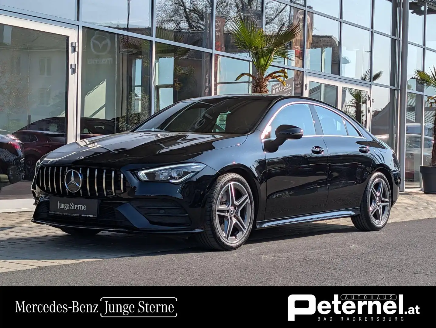 Mercedes-Benz CLA 200 4MATIC Coupé AMG Line KeyGo Shz LED Ambi Schwarz - 1