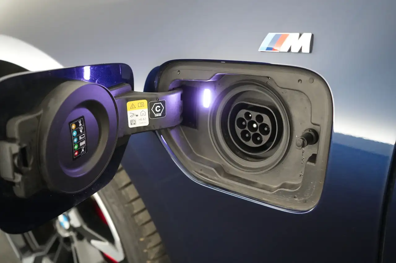 BMW 330 Mazda3 330e PHEV M-Sport Pro LEDER/CUIR LED GPS PD, миниатюра 24