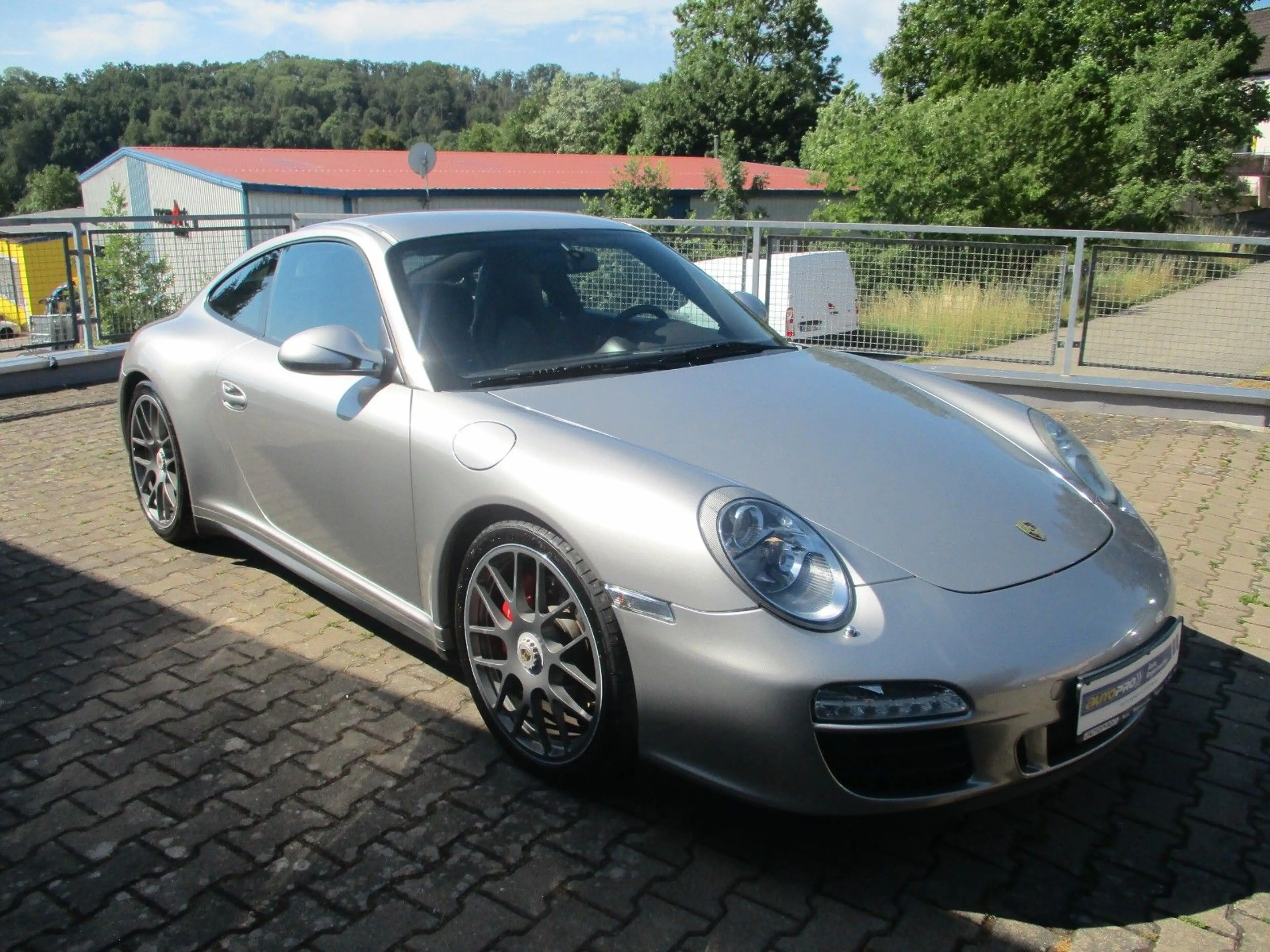 Porsche 911 Carrera GTS Coupe — photo 8