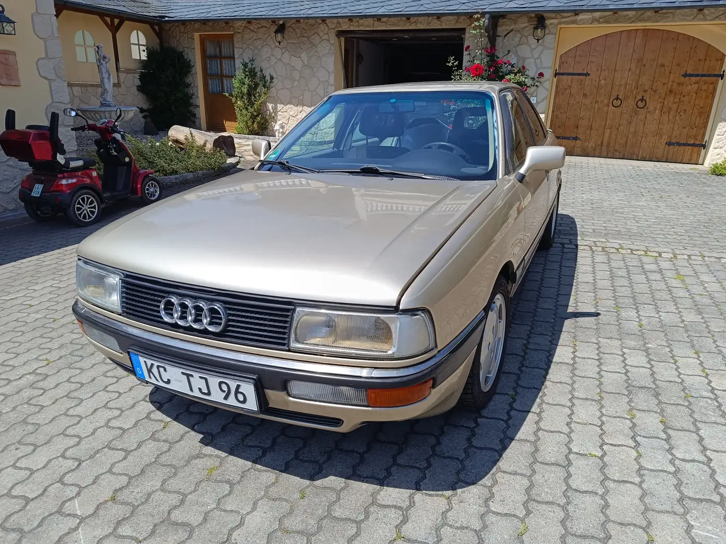 Audi 90 Audi 90 2.3 E Gold - 1