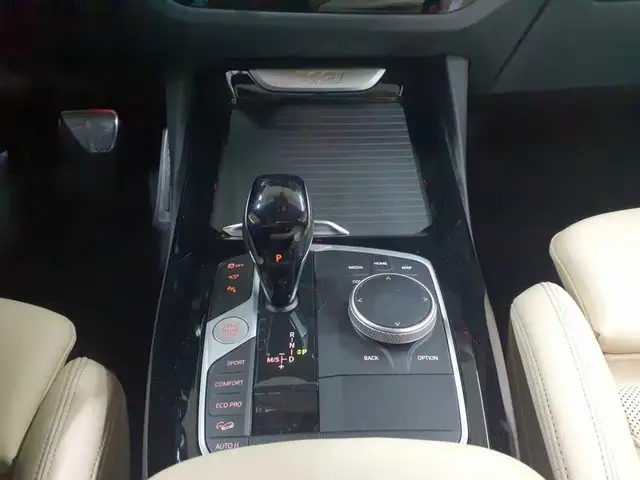 BMW X3 view 10