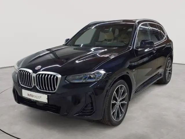 BMW X3 view 2