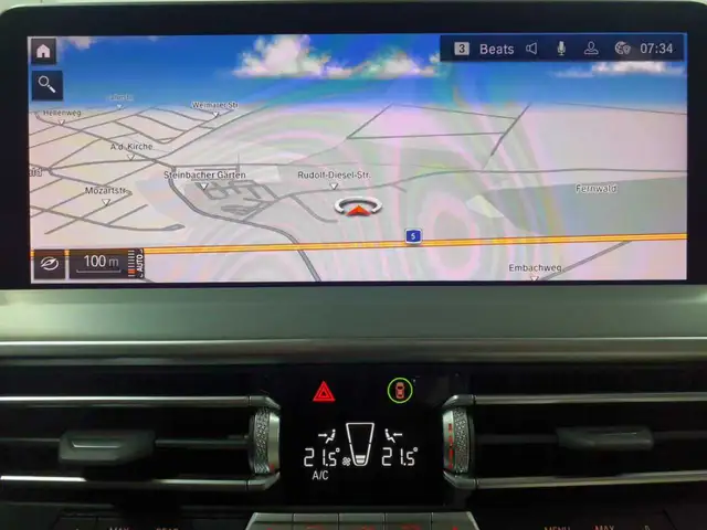 BMW X3 view 12