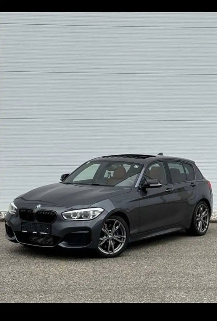 BMW 135 M135 i xDrive Grau - 2