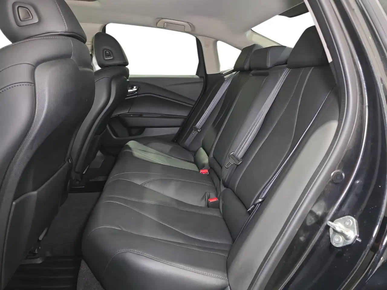Acura TLX photo Acura TLX