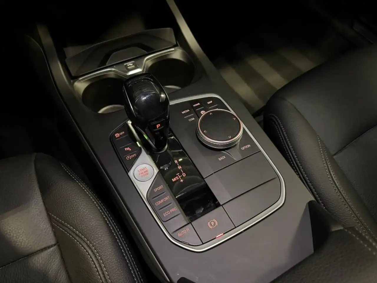 BMW 118 1.5i 140cv *CARPLAY*NAVI*CLIM*CRUISE*, миниатюра 25