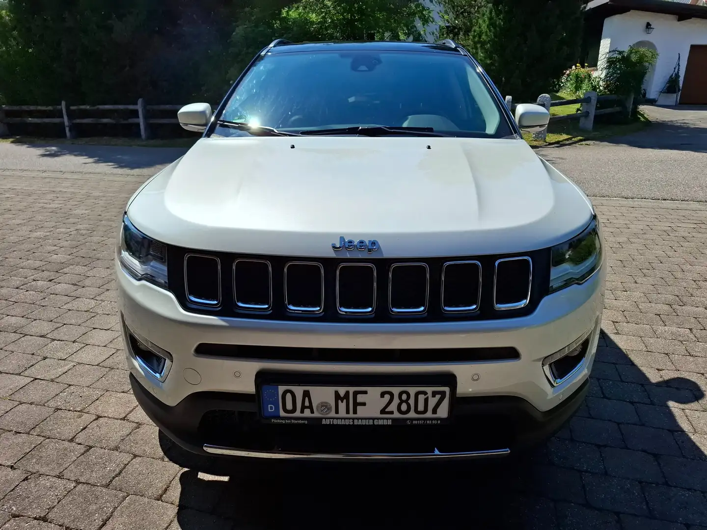 Jeep Compass Compass 2.4I 4x4 AutomatikLimited Weiß - 1