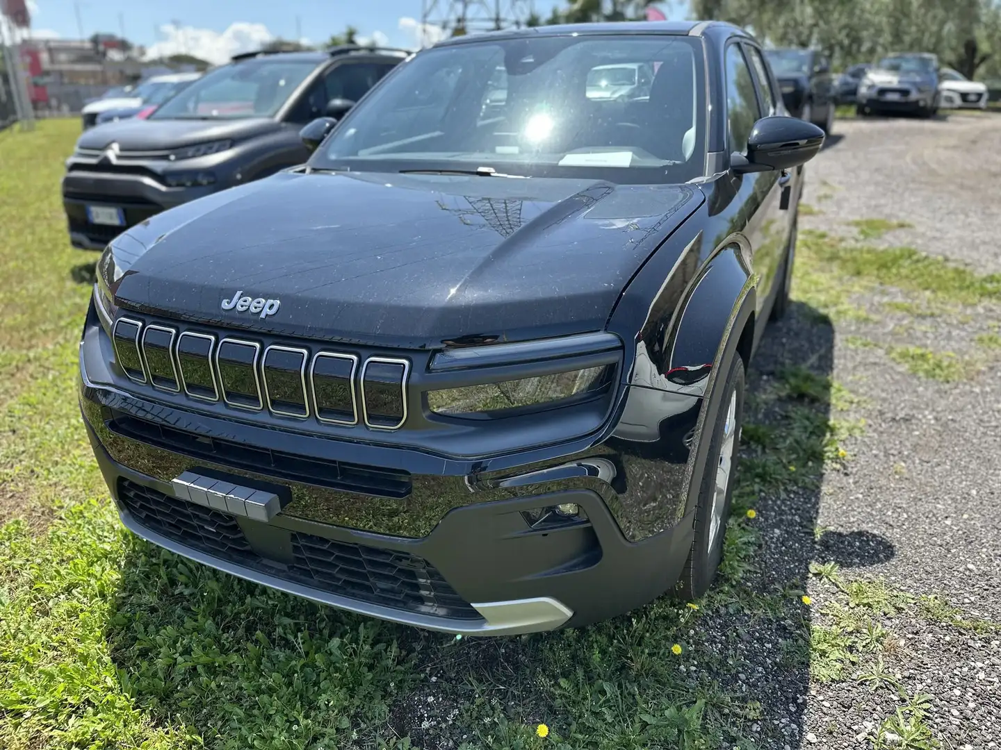 Jeep Avenger 1.2 Turbo Altitude Noir - 1