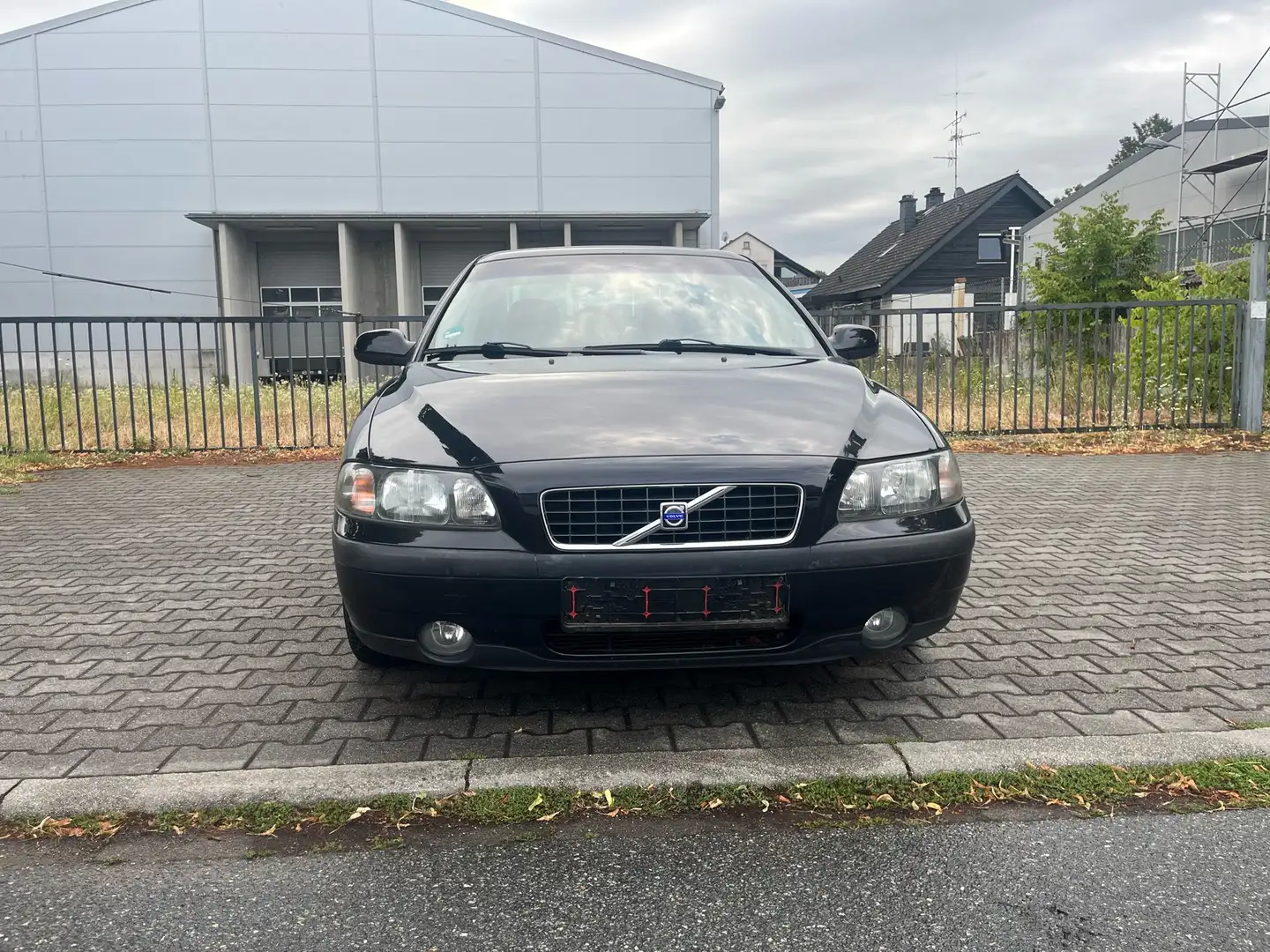 Volvo S60 2.4 Comfort Noir - 1