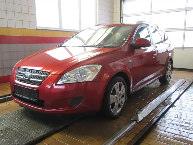 Kia Ceed / cee'd Ceed SW CVVT 1,4 Cool