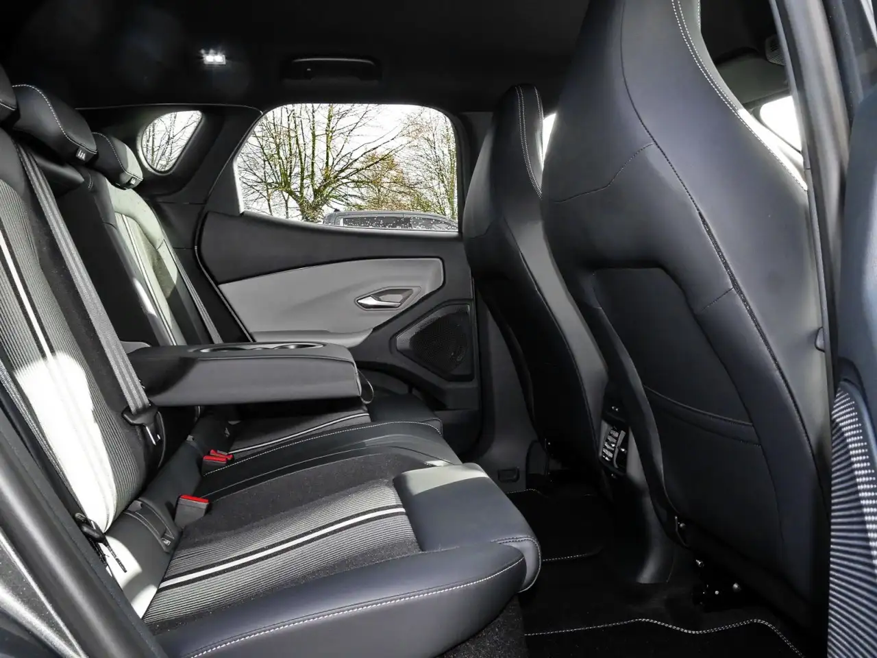 Ford Capri RWD Kamera+Navi+Massage-Sitz+ACC+KeyFree Klima 8
