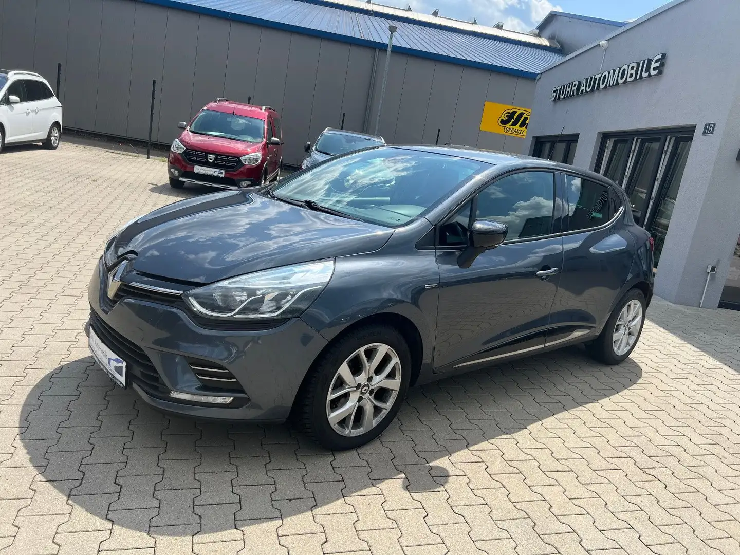 Renault Clio IV Limited Navi SHZ PDC Keyless LED Gris - 1
